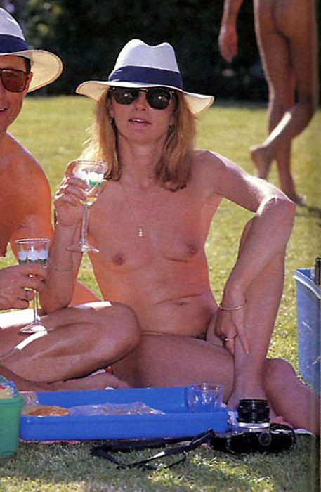 Retro Nudists: Mid-Century Camp Life - photograph 17