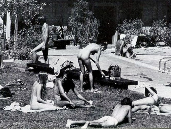 Retro Nudists: Mid-Century Camp Life - photograph 88